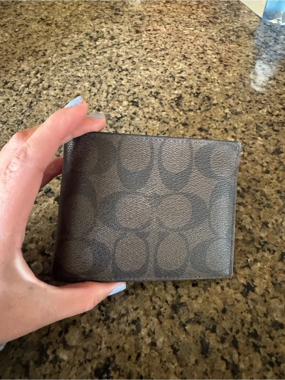 Coach Wallet ✨ - Picture 2 of 6